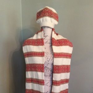 Merona knit hat and scarf set $18